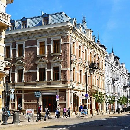 Comfortable House On Marjanishvili Tbilisi ภายนอก รูปภาพ
